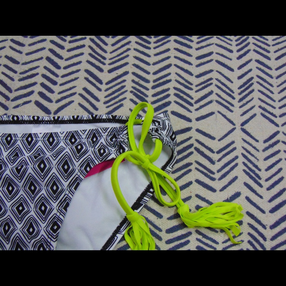 🔥🔥Lemon Rickey Bikini Bottom - Picture 2 of 2